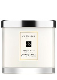 الشمعة الفاخرة English Pear & Freesia